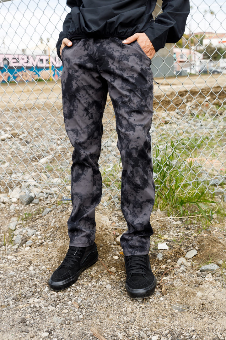 686 Men's Everywhere Pant - Slim Fit — BLACK SLASH (vista 2)
