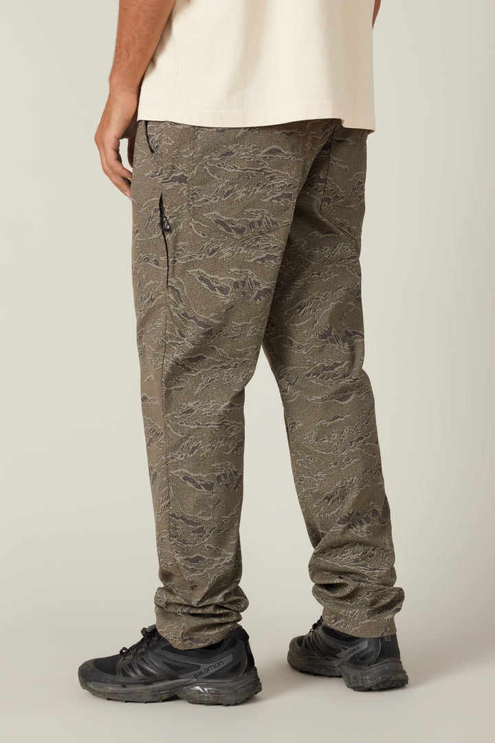 686 Men's Everywhere Pant - Slim Fit — OLIVE STORM (vista 2)