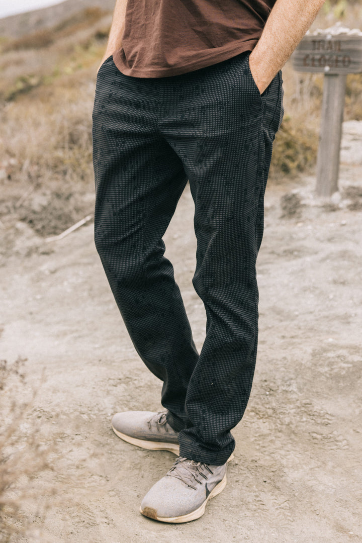 686 Men's Everywhere Pant - Slim Fit — RHINO GREY DESERT GRID