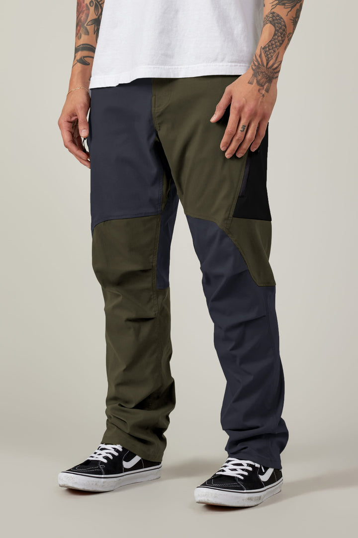 686 Men's Anything Cargo Pant - Relaxed Fit — DARK GREEN OXFORD COLORBLOCK