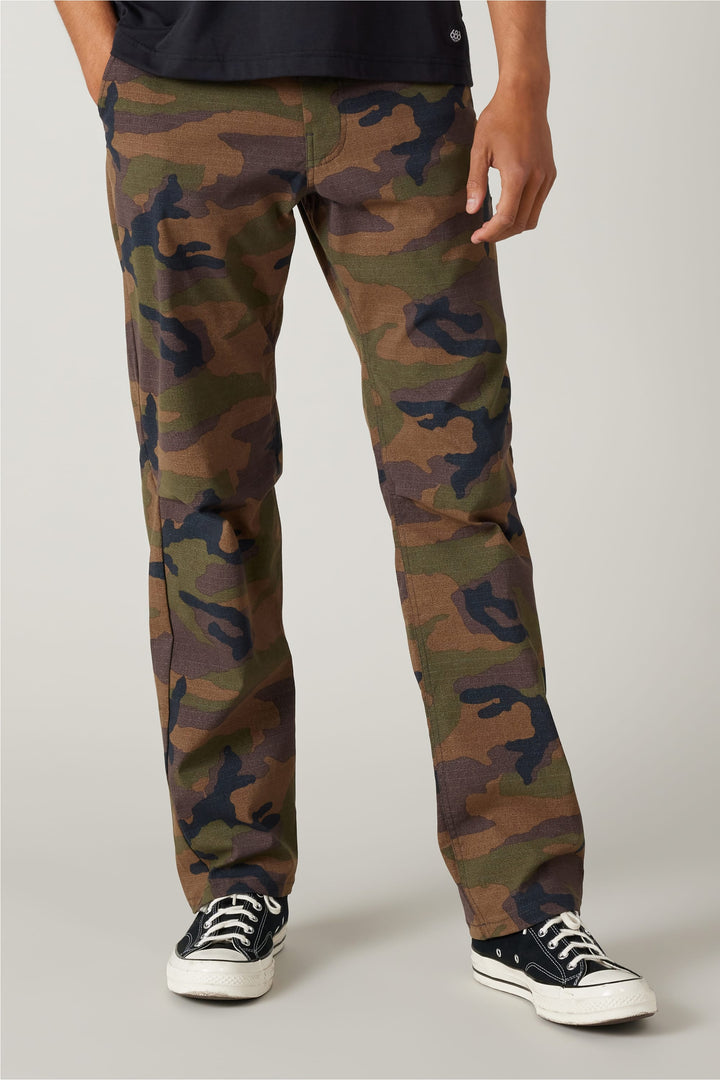 686 Men's Everywhere Pant - Relaxed Fit — DARK CAMO (vista 2)