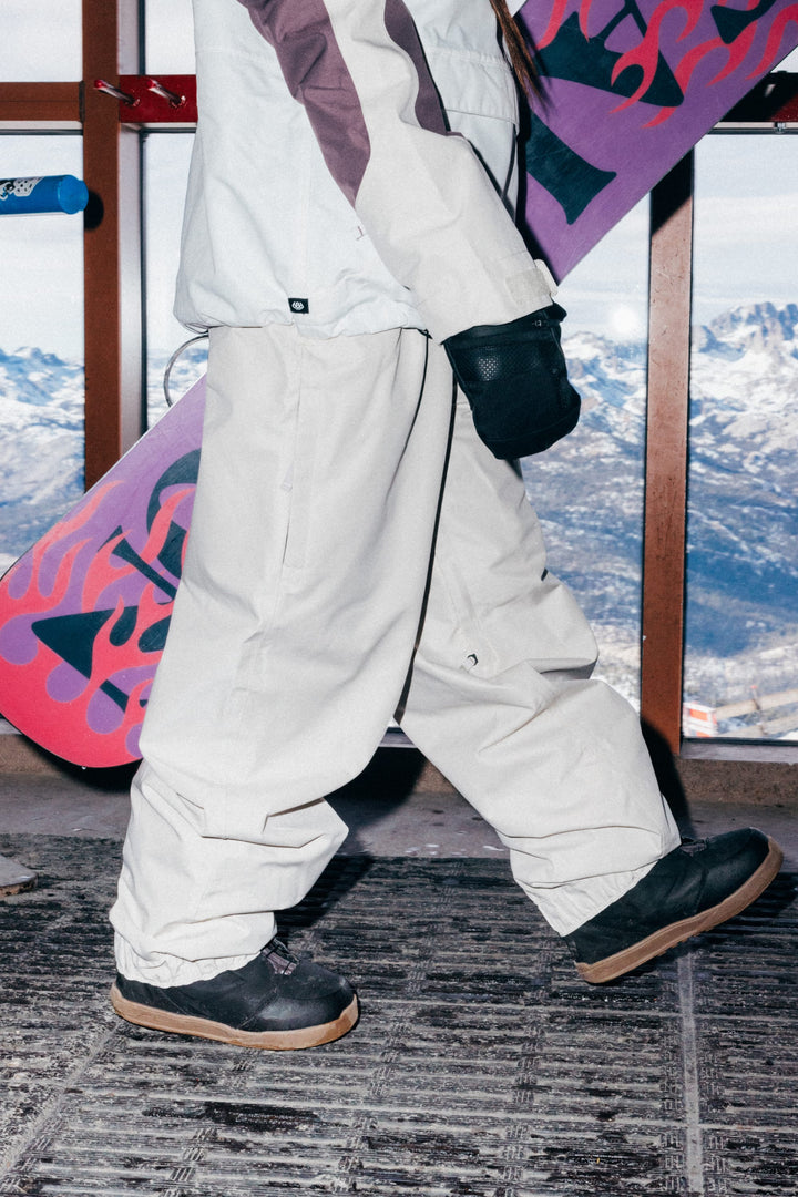 686 Women's Outline™ Shell Pant — LIMESTONE HEART