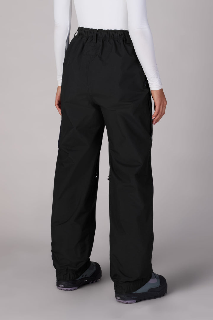 686 Women's GORE-TEX Outline Shell Pant — BLACK (vista 2)