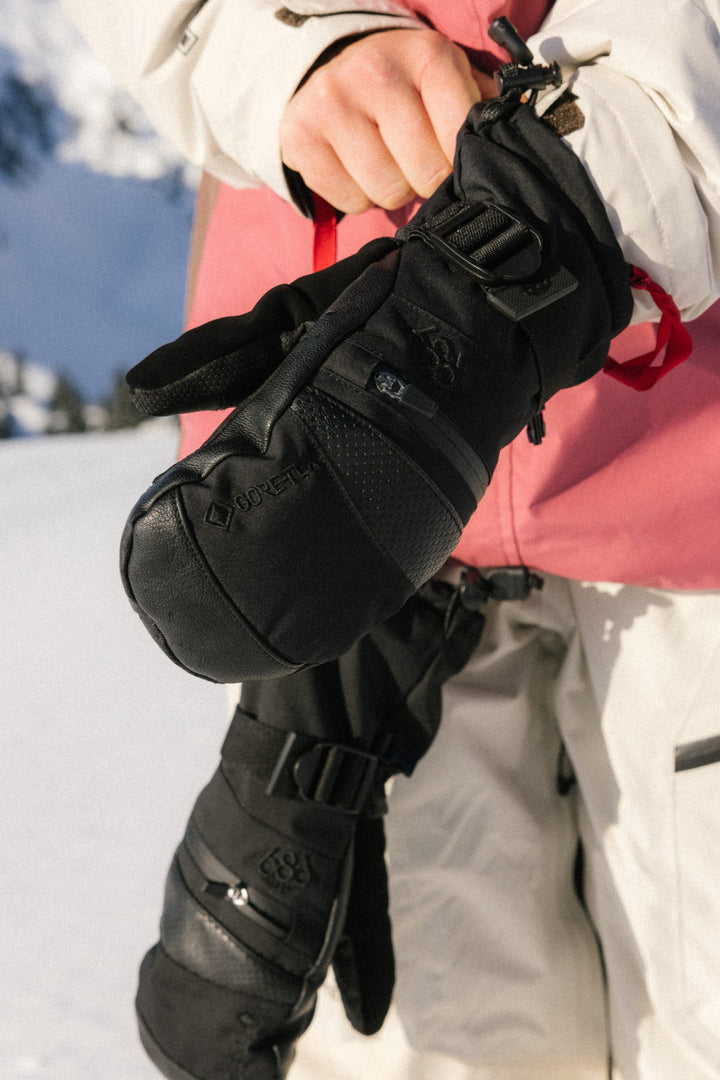 686 Women's GORE-TEX Smarty 3-In-1 Gauntlet Mitt — BLACK