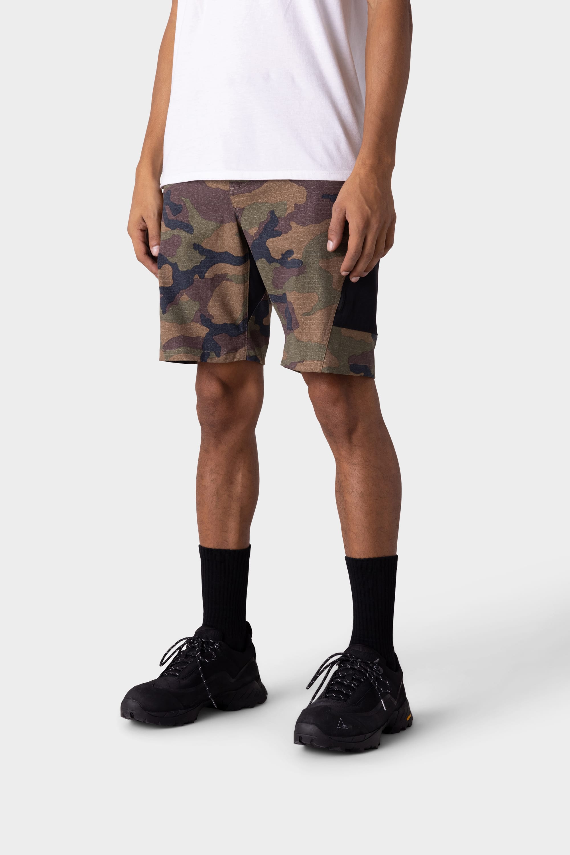DARK CAMO TRI