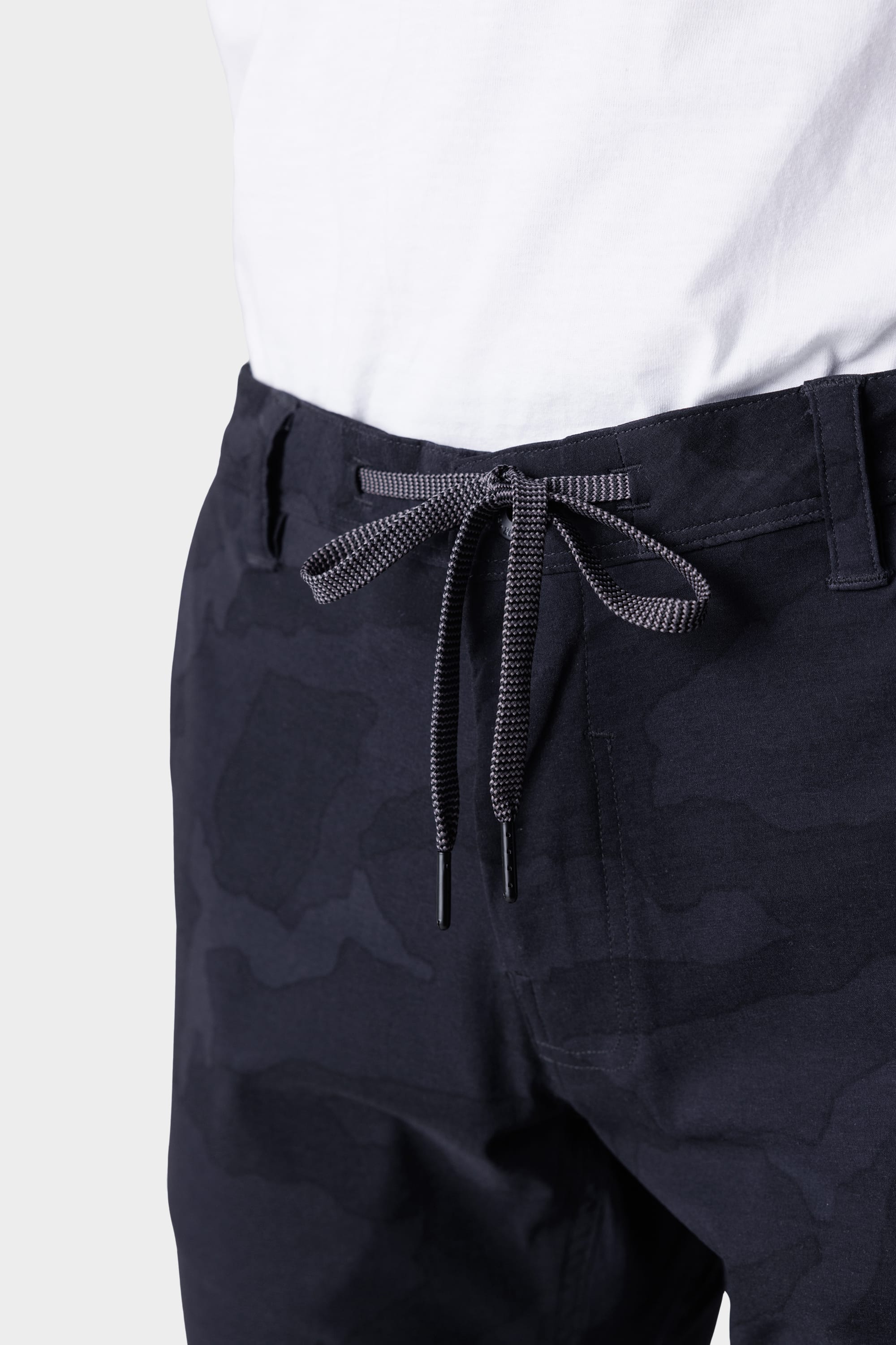 BLACK CAMO