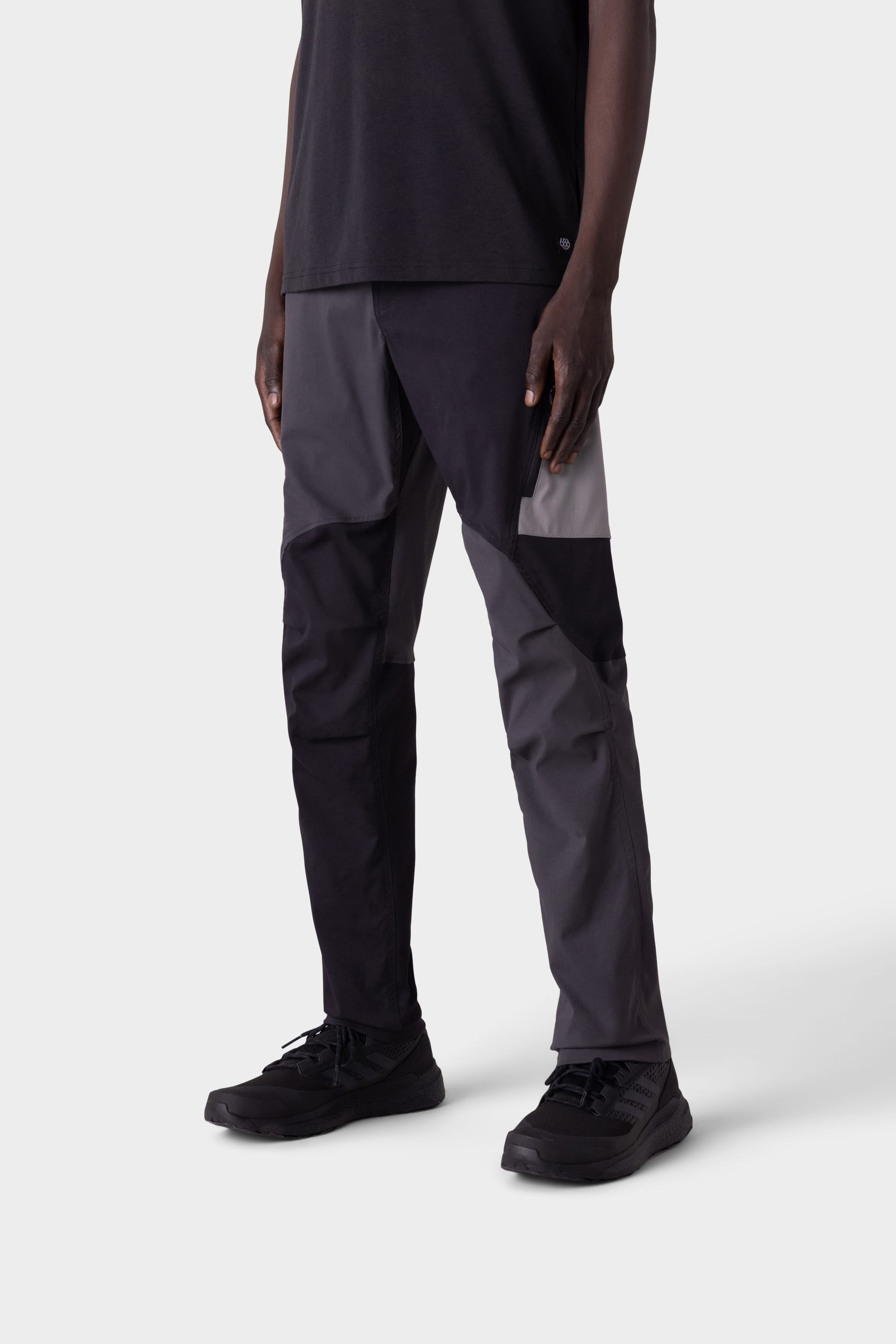 BLACK COLORBLOCK