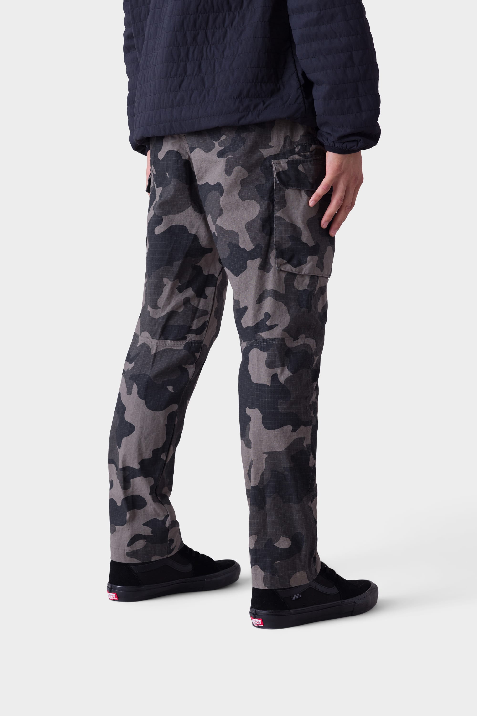 GREY CAMO