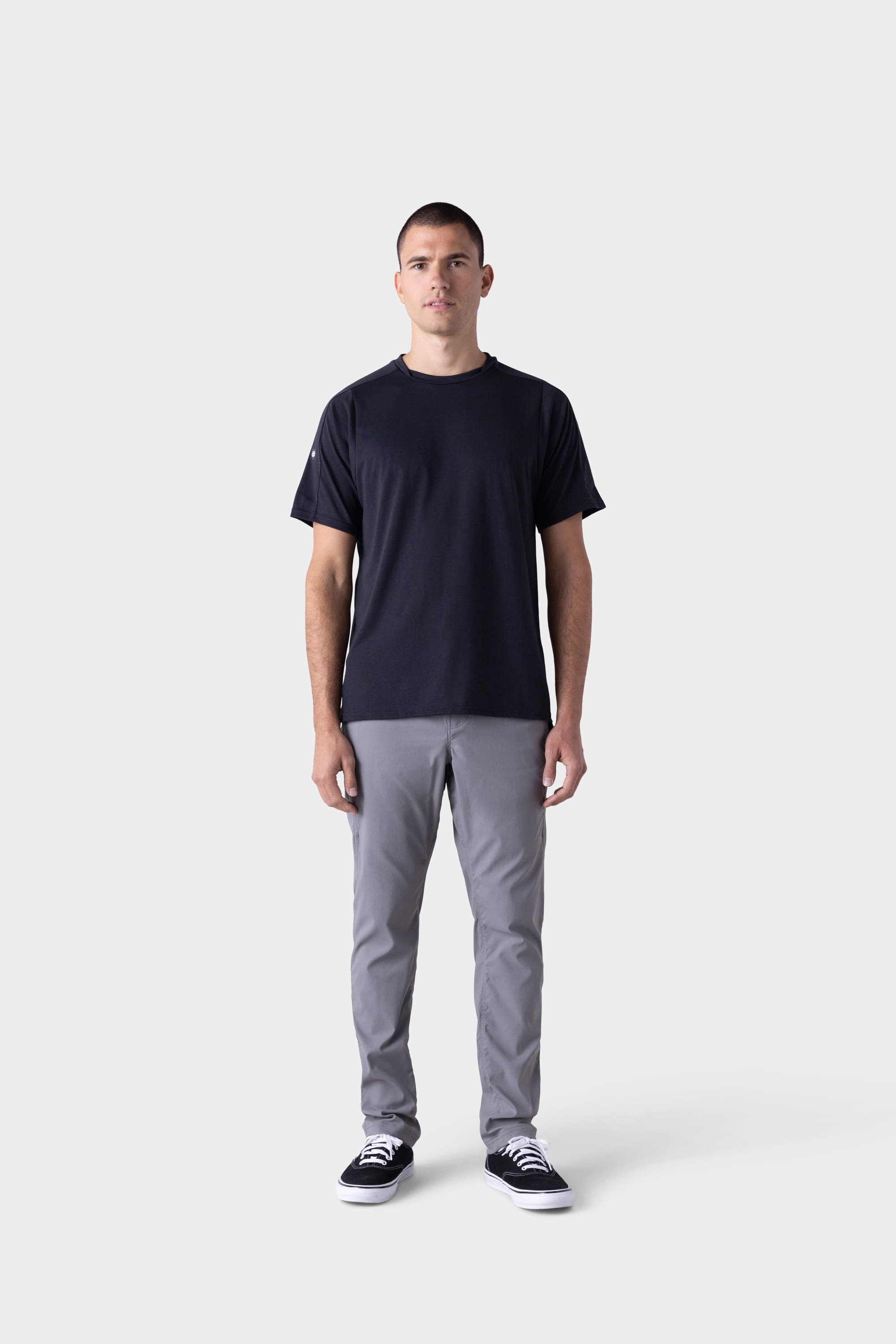 GREY COLORBLOCK