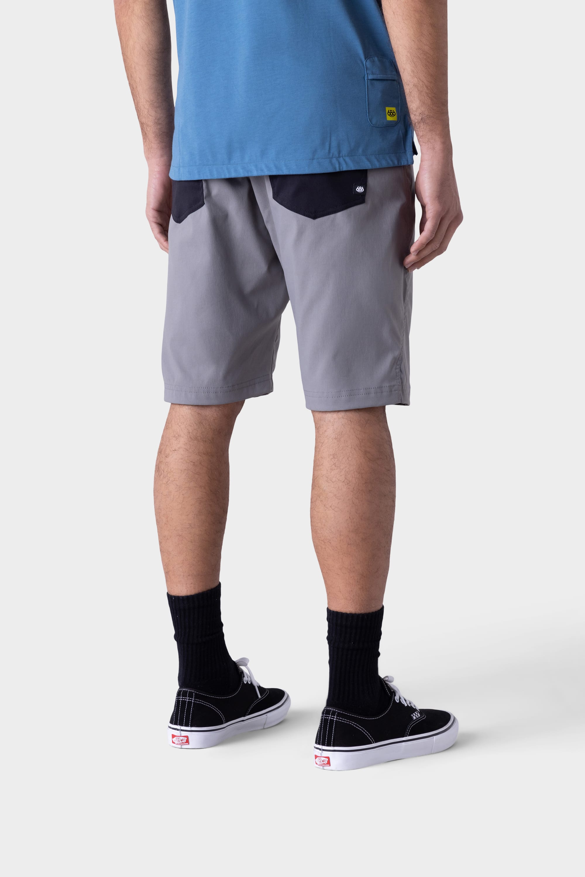 GREY COLORBLOCK